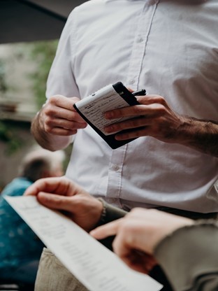 Six Ways a Restaurant POS Software & System Can Boost Efficiency