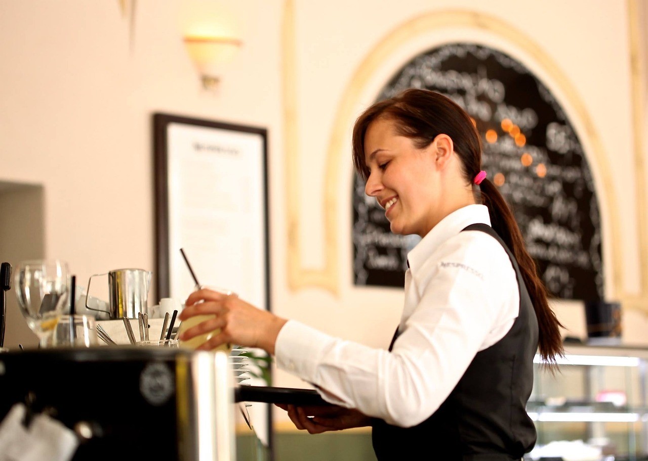 Streamlining Kitchen Operations with Integrated Ordering and Preparation Systems: A Game-Changer for Restaurant Efficiency